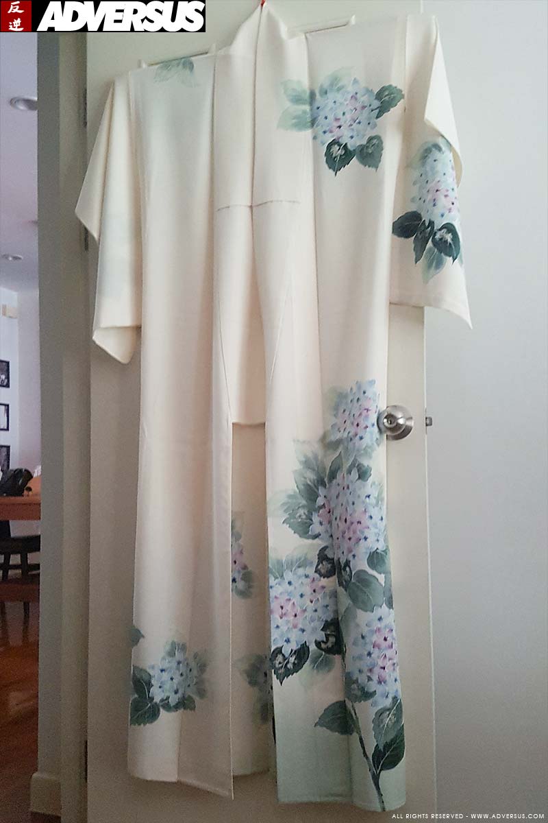 Kimono with hydrangea's. Gift from Yoko. Foto Charlotte Mesman