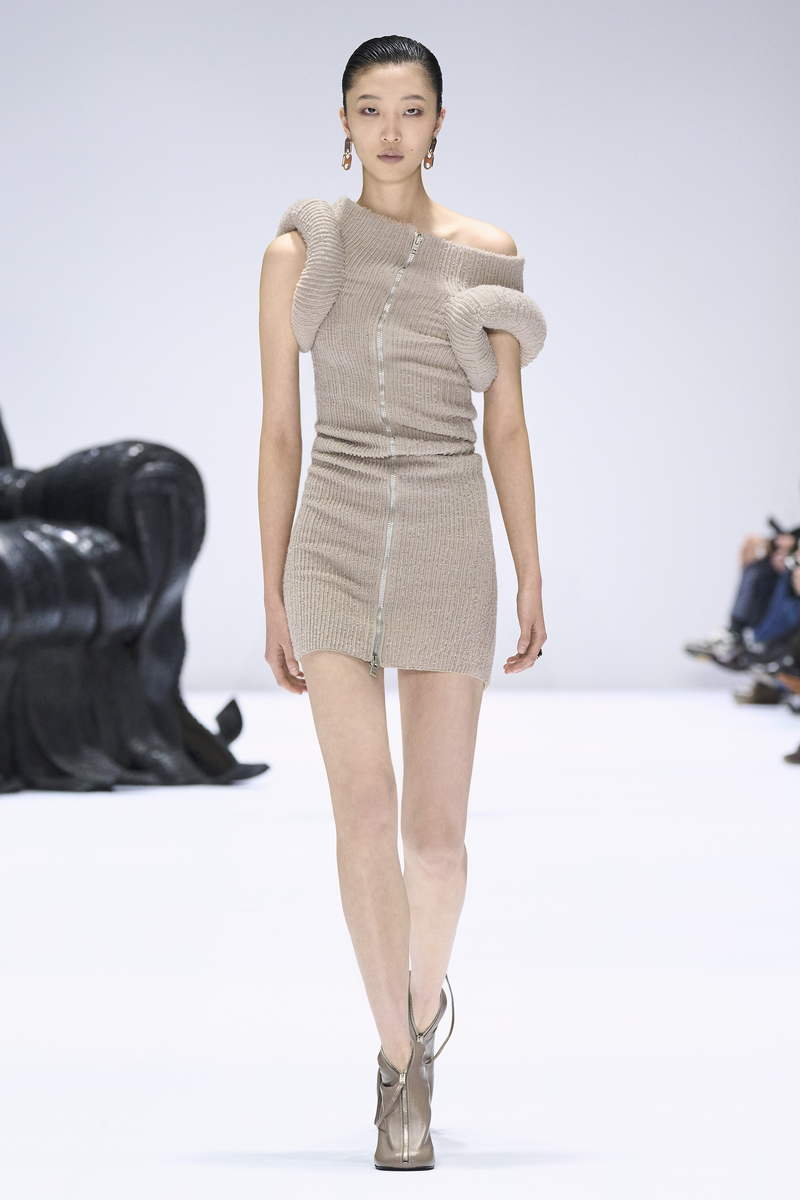 Acne Studios Woman Fall Winter 2024-2025 Collection - Photo courtesy of Acne Studios