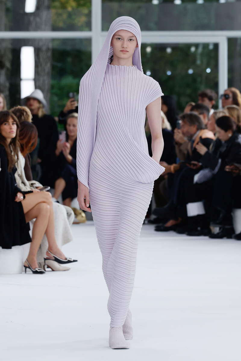 Issey Miyake Spring Summer 2025 Collection - Photo courtesy of Issey Miyake