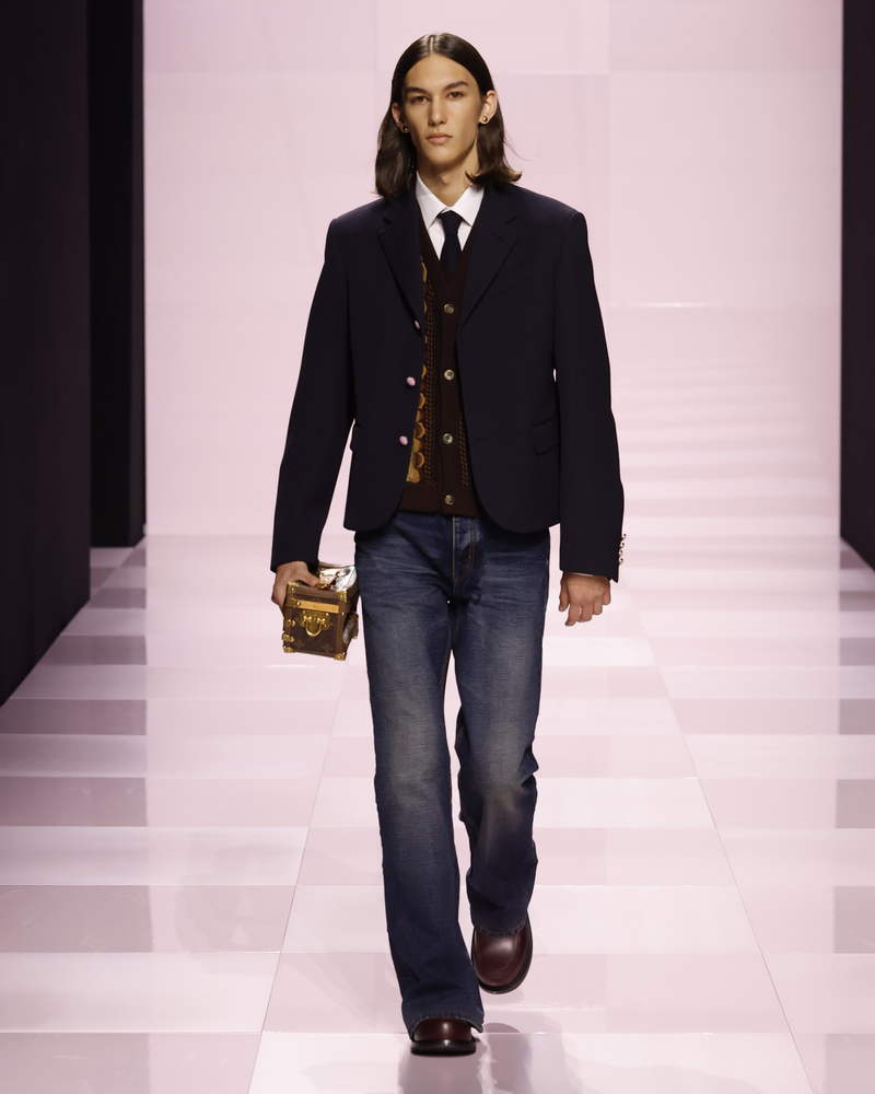 LOUIS VUITTON MEN’S FALL-WINTER 2025 SHOW © Louis Vuitton – All rights reserved